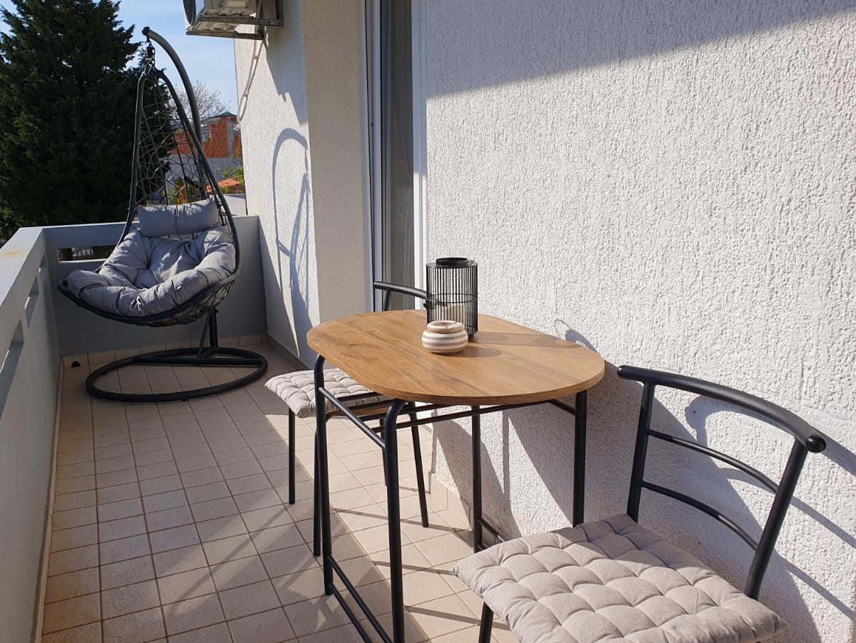 Apartments Mira Baska  Exterior photo